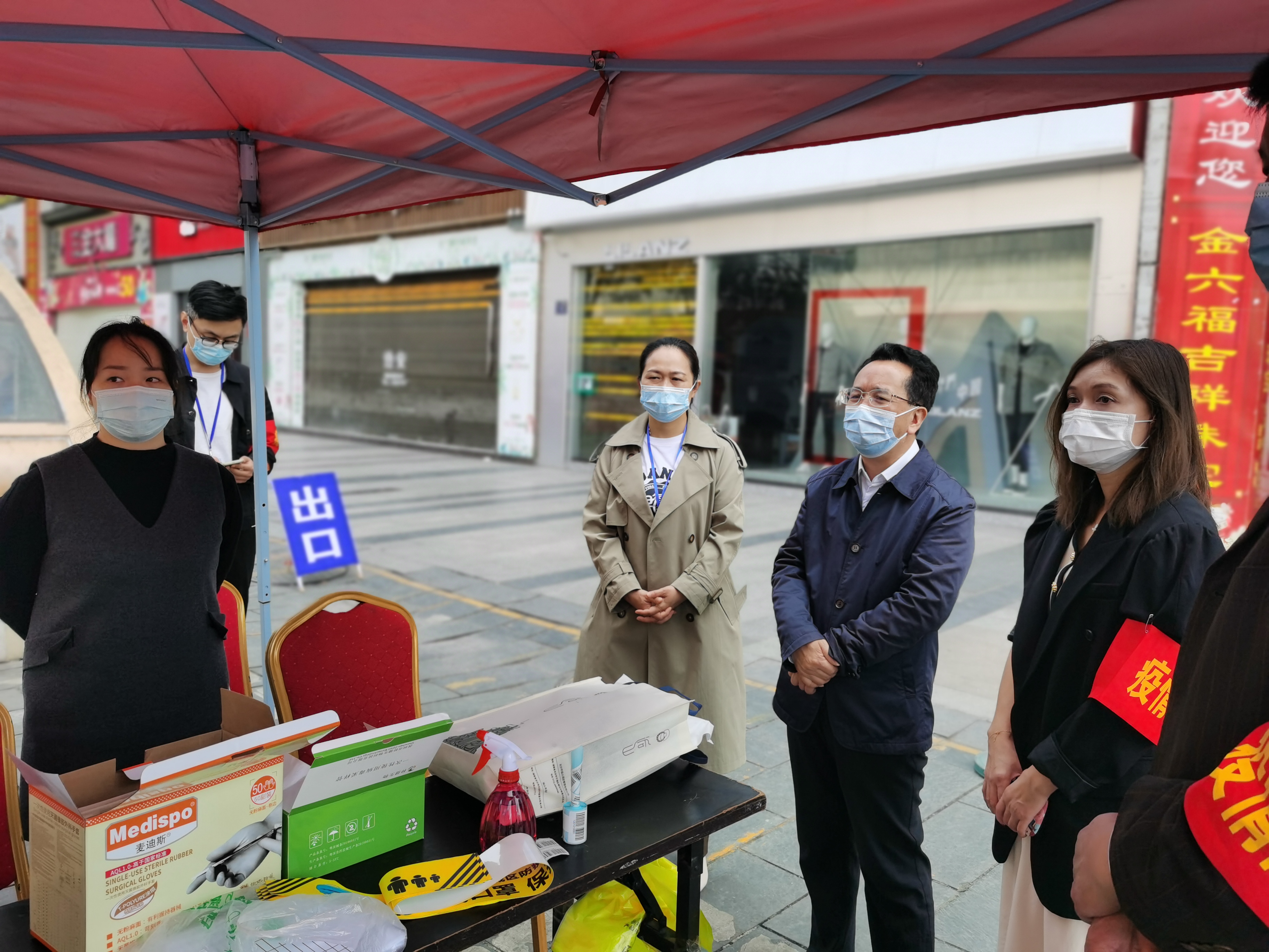市人大常委会机关：下沉一线督导 共筑防疫屏障