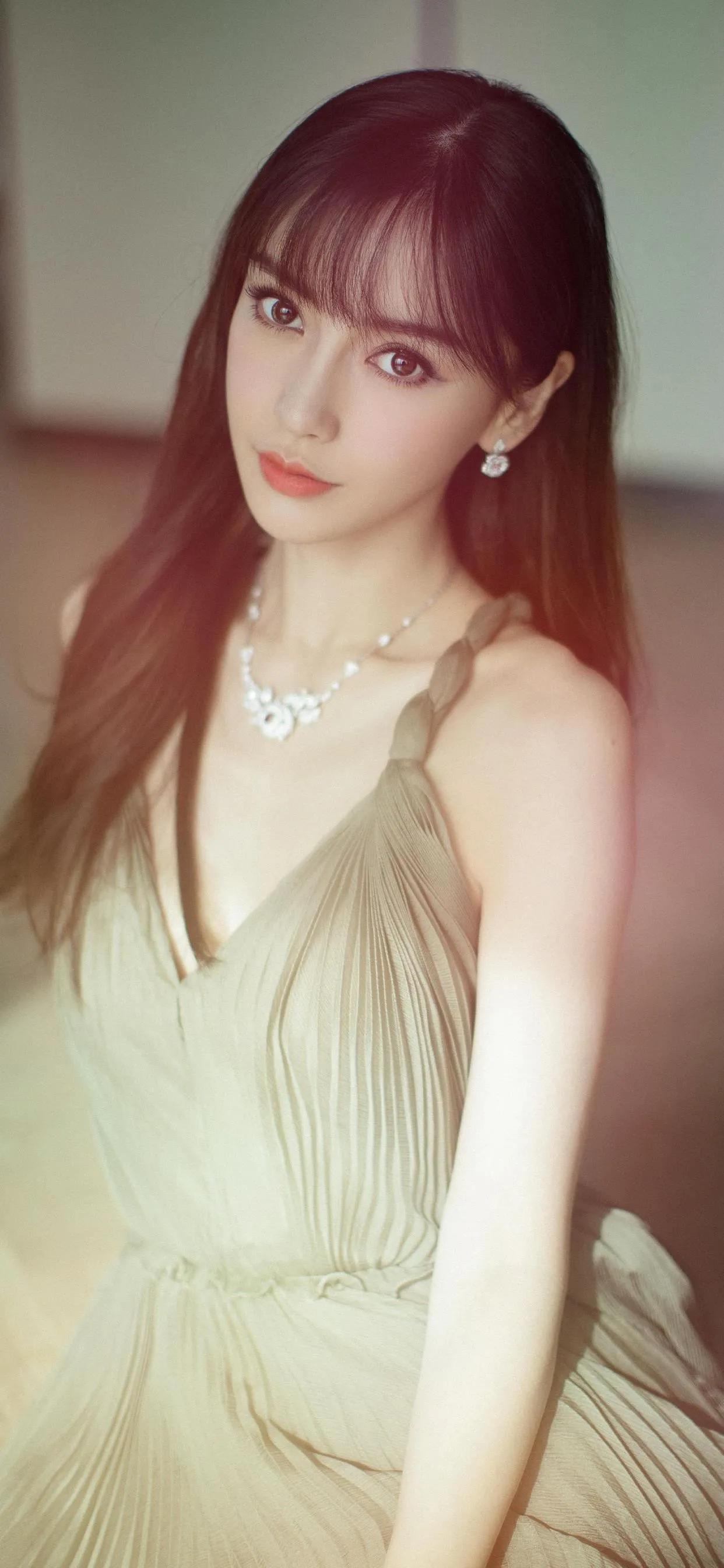 性感成熟，美人明艳Angelababy杨颖｜高清手机壁纸