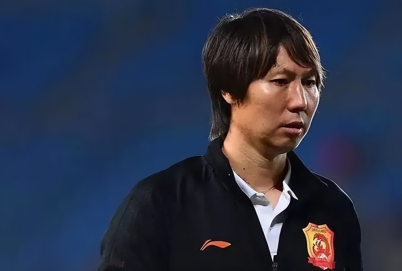 為什么卡塔爾能舉辦世界杯中國不行（中國足球為什么一直搞不起來，我們到底差在哪兒？）