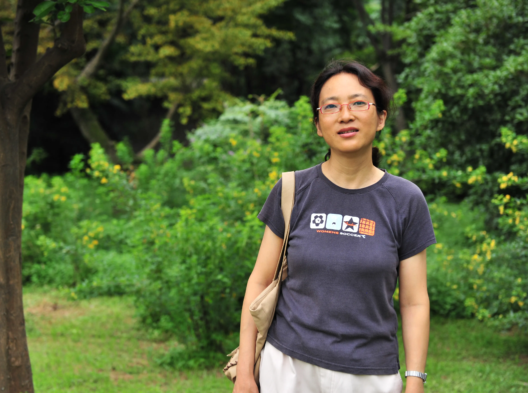 大学老师有多富？985大学副教授晒出的年收入，金额令人心动不已