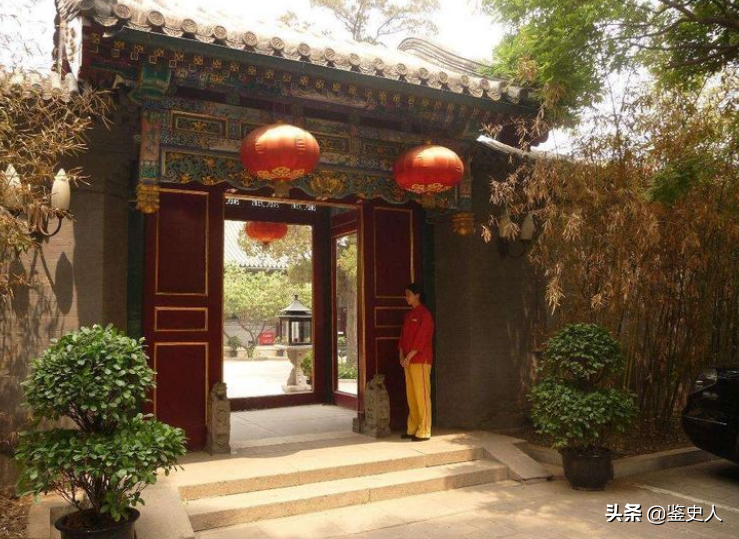 揭秘“京城四大顶级会所”，入门费最低10万，可能有钱也进不去