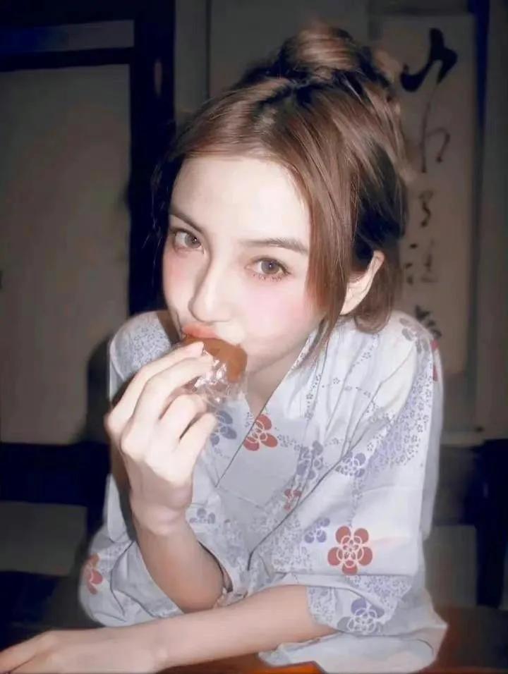 Angelababy早期生图，这颜值可以迷倒众生，美得不像话