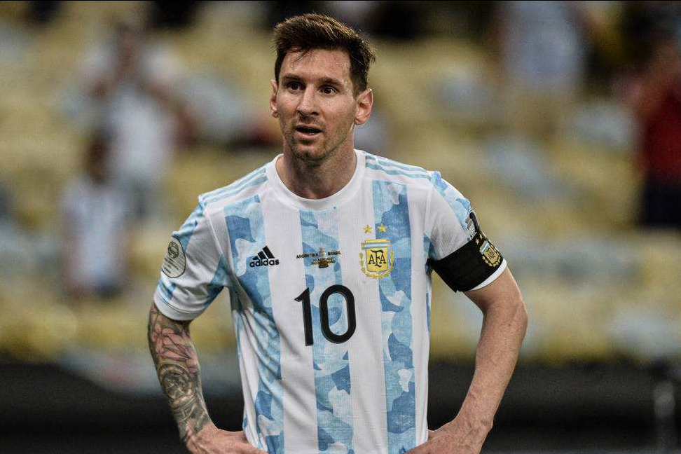 梅西和马拉多纳比究竟差在哪里（梅西若夺冠，能否超越马拉多纳？答案不止在球场）