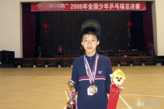 和马龙曾是省队队友，参加13届《快男》出道，后拍戏当上男一号