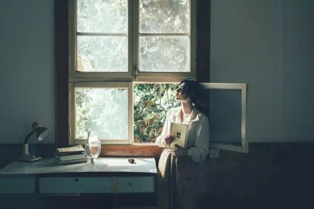 《人民日报》痛批：沉睡中的大学生，你不失业，天理难容