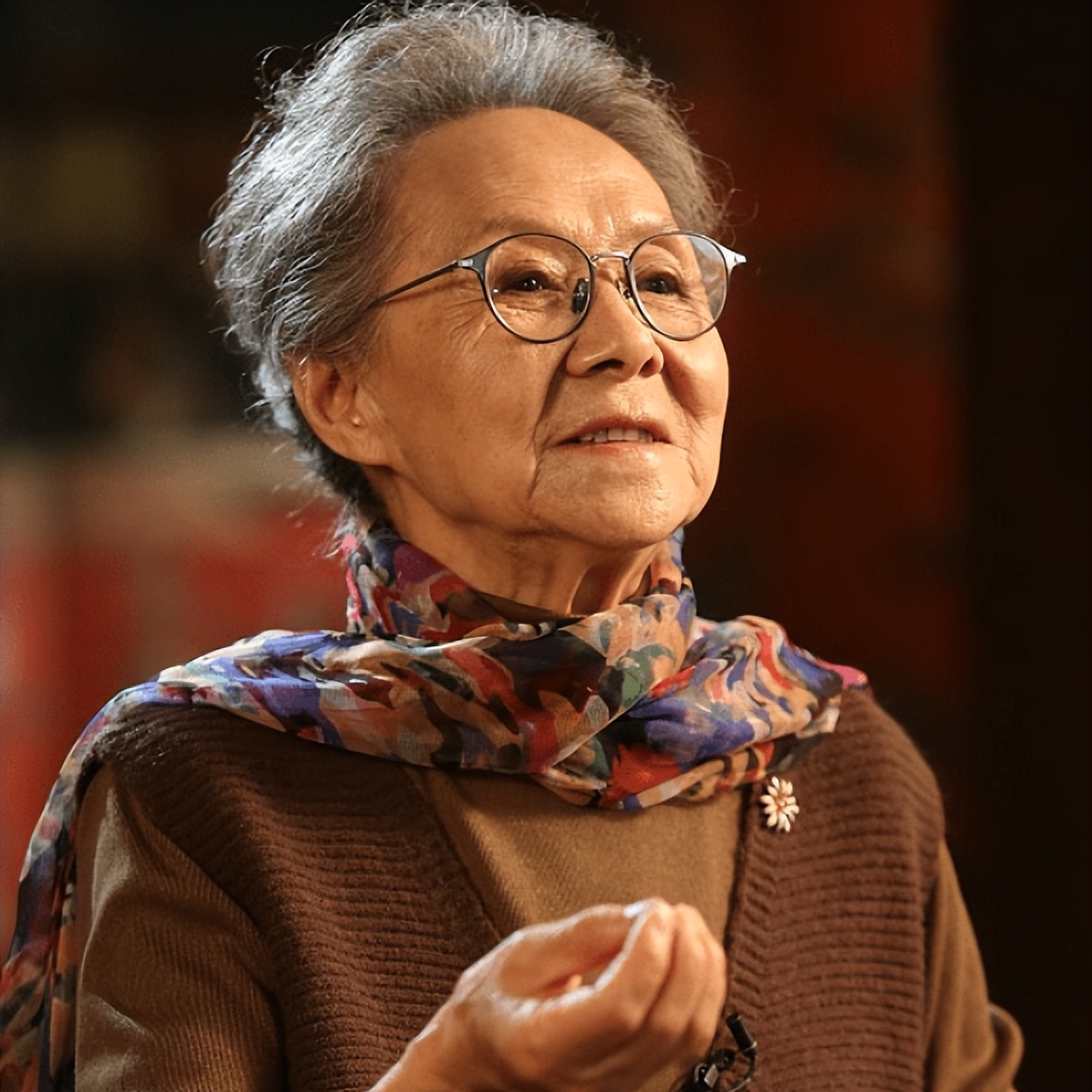 论真正拥有“微笑眼”的奶奶只服这6位，有人83岁还在演戏的路上