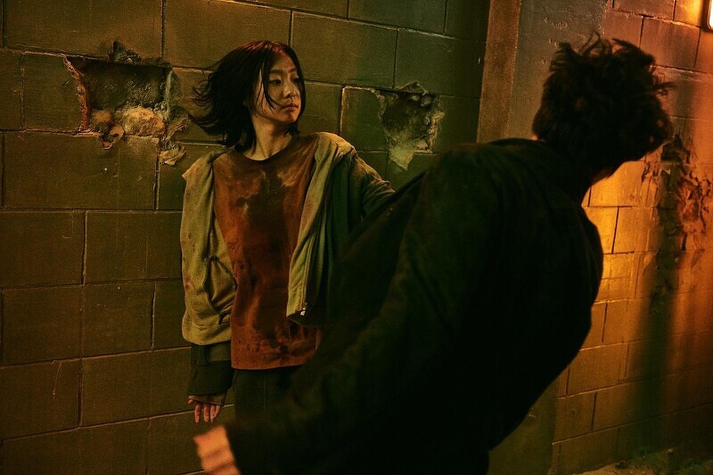 《魔女2》定档2020年12月底，李钟硕申诗雅再合体