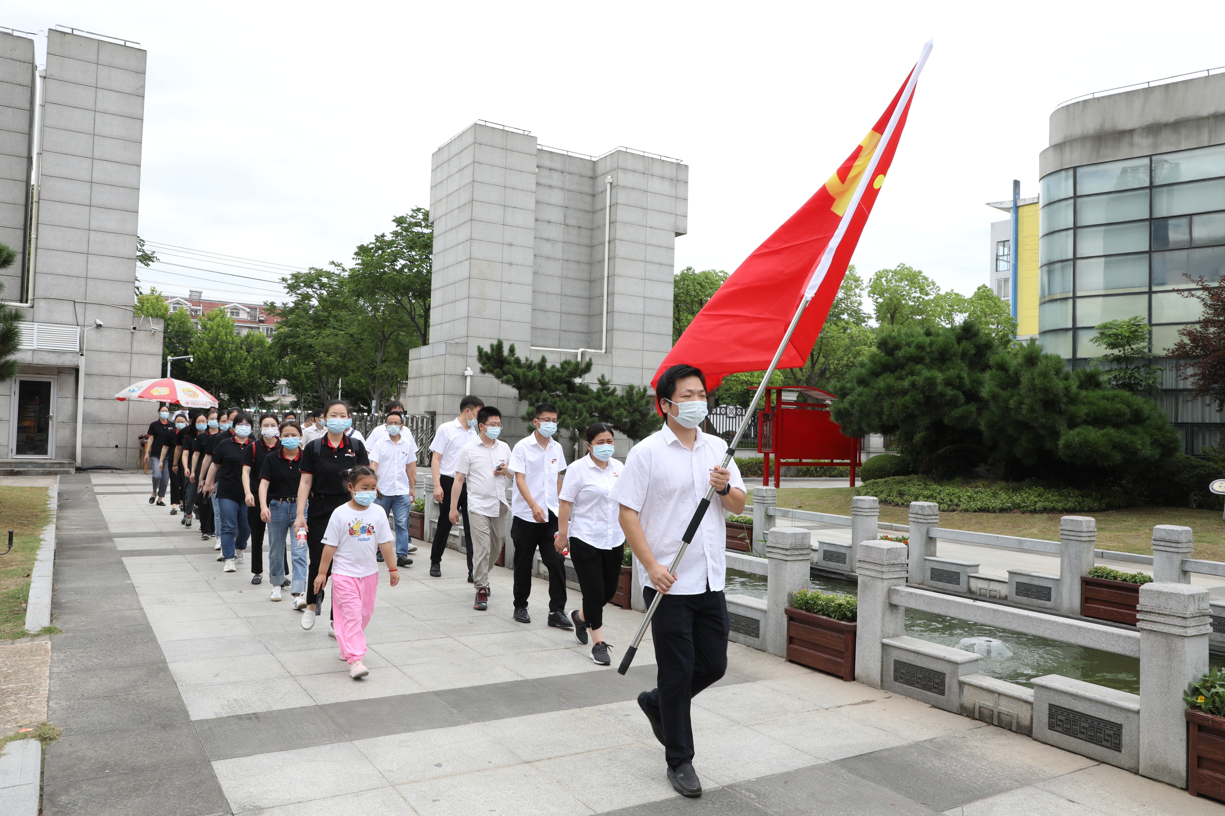 緬懷革命先烈 傳承紅色基因|鐵人體育開展慶祝建黨101周年紀念活動