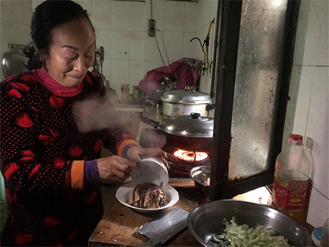 未婚夫战场牺牲，她带准婆婆出嫁，不离不弃奉养“妈妈”40年