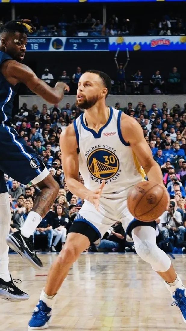 nba篮球场壁纸全景图(「球星壁纸第69期」:西决g3勇士队,请拿走你偶像