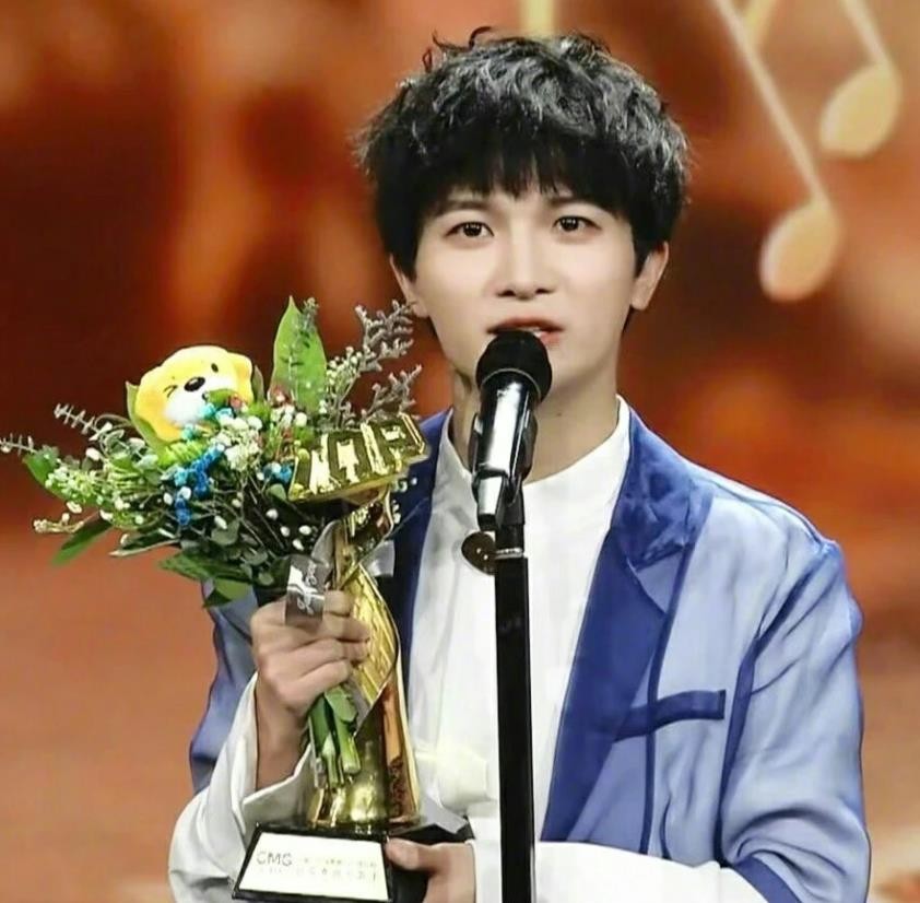 “天籁之音”周深：因《欢颜》被尹约相中，后力压李克勤一举夺冠