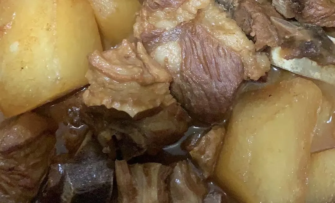 羊肉和什么食物相克（冬补吃羊肉要注意这六禁忌）