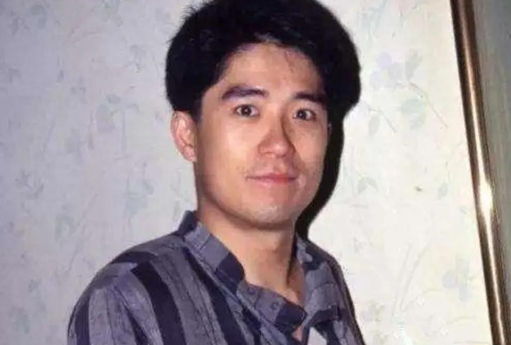 身后事靠朋友，靠救济金度日，这9位港星晚年生活，比你想的凄惨