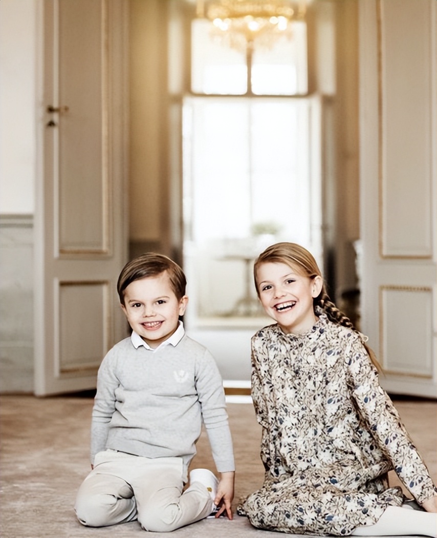 欧洲最美女王会是她？瑞典10岁公主颜值爆表，和弟弟齐出镜超萌