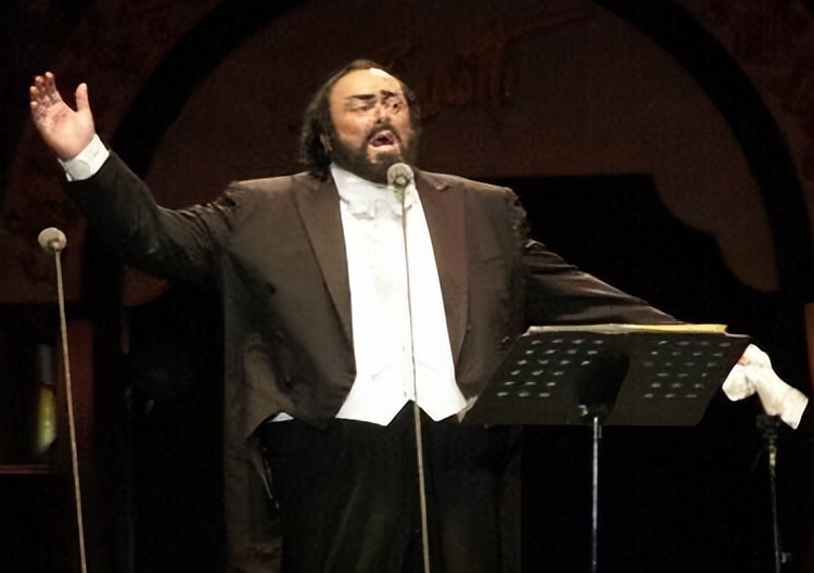 戴玉强：30岁娶初恋女友，51岁开始创业名利双收，今女儿成他骄傲