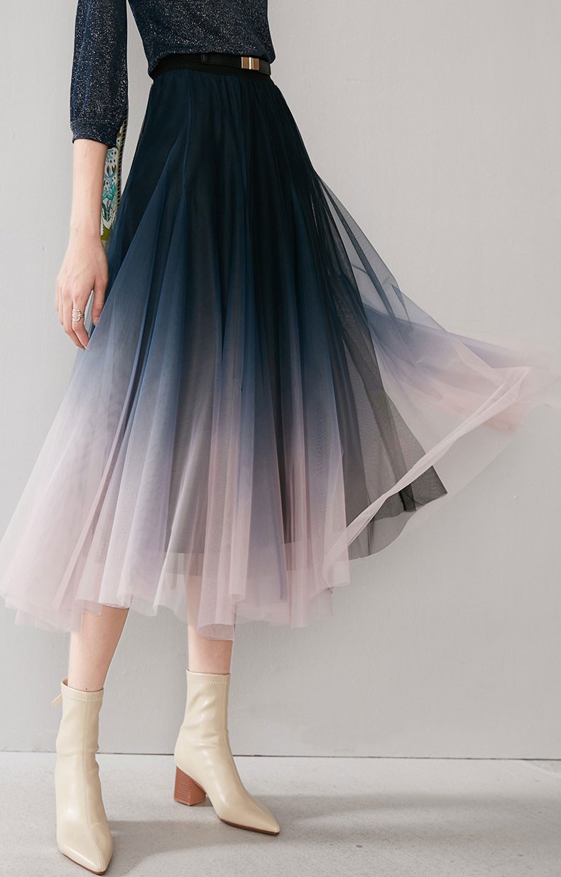 渐变色的特点(梦幻的渐变色真的很迷人,搭配上裙子的优雅,很容易就给