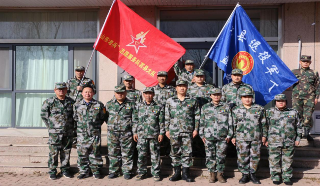 莒县退役军人蓝豹应急救援队开展学雷锋志愿服务活动