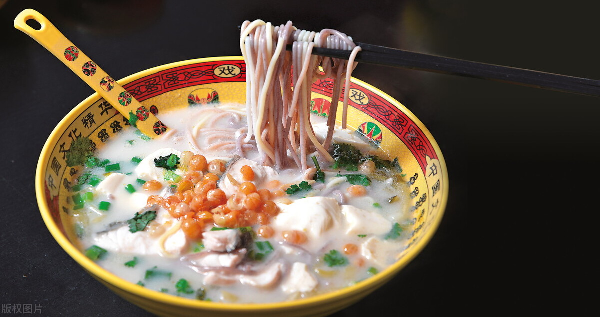 长沙渔粉店利用“鱼粉免费吃”，一年获利120万，套路学起来