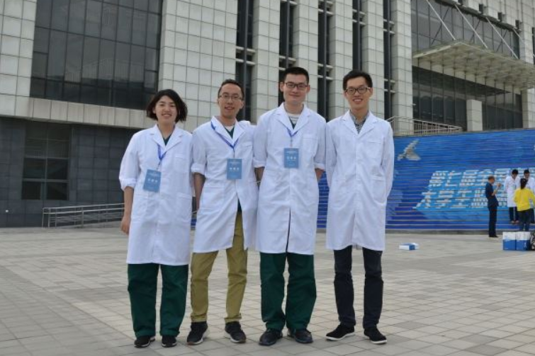 “医学类”专业排名调查，临床医学地位下降，榜首真的“吃香”