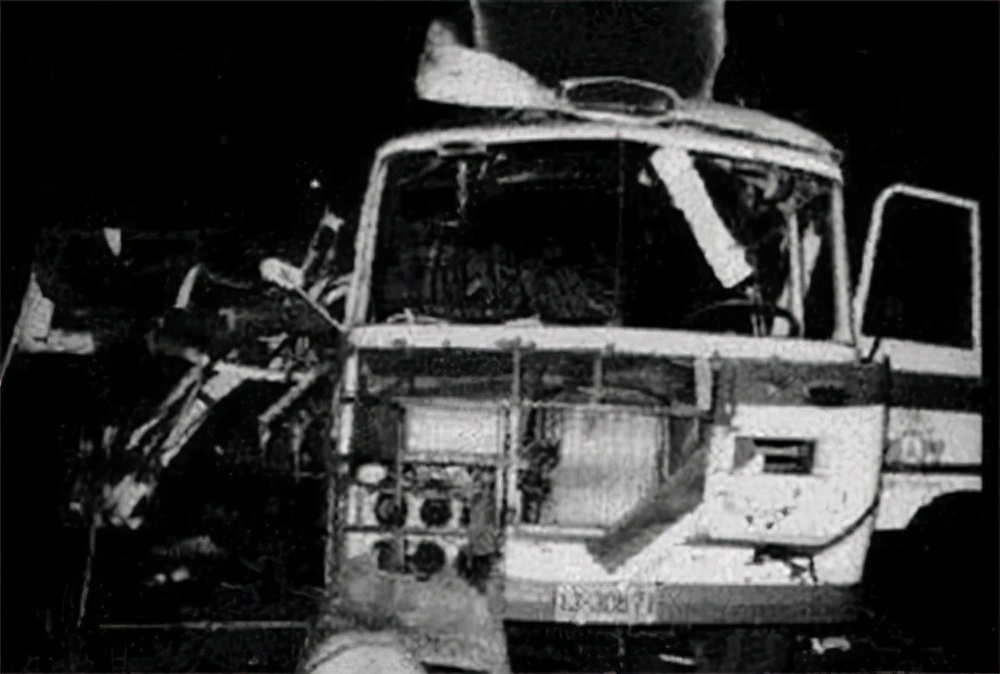 1981年厦门公交车爆炸案，警方怀疑凶手在车上，13个月后真相大白