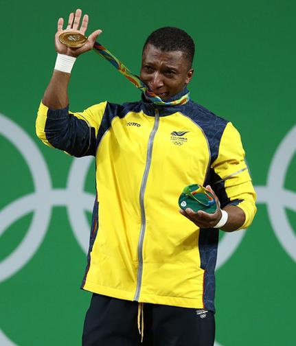 菲格罗亚的金牌被收回(被教练当弃子?