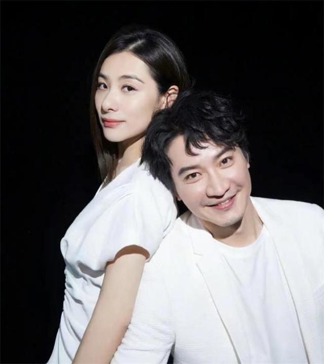 刘璇平衡木冠军怎么好（43岁奥运冠军刘璇近况，嫁入豪门被宠成少女，如今已是霸道女总裁）