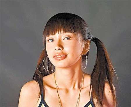“被高估”的5位女演员，赚钱赚到手软，有人却拿不出像样的作品