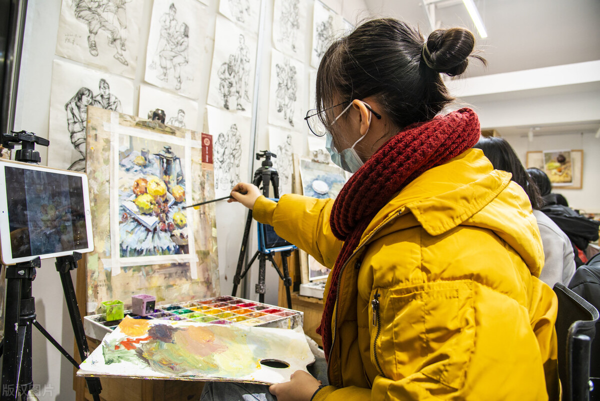 2022年美术生就业前景最好的4大专业