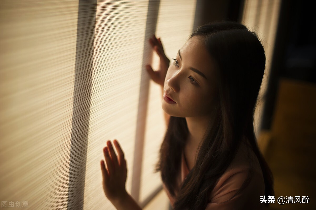 伤感句子句句扎心语录（盘点那些能上热搜的扎心伤感短句）
