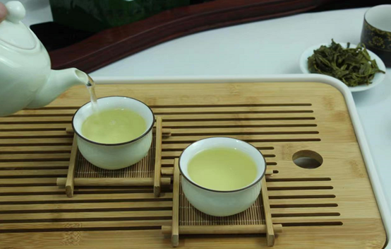 冲泡绿茶最忌讳先放茶后倒水？教你3种泡法，泡一杯好茶不是问题