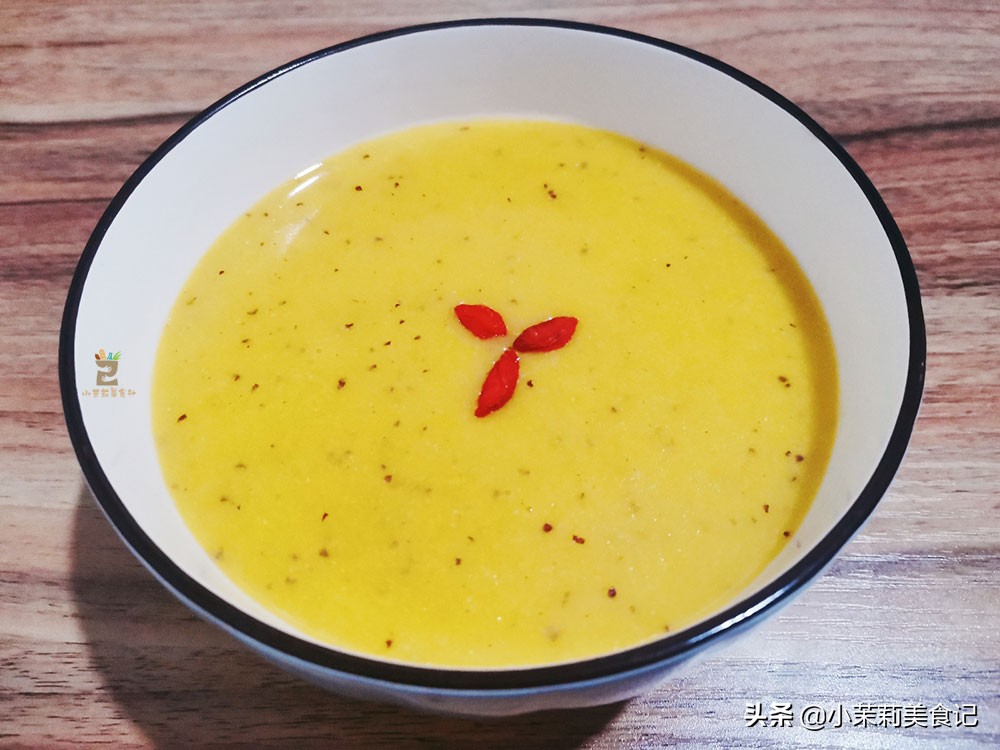 冬天皮肤干燥，别光喝水，8种“高维C”食物要多吃，水润气色好