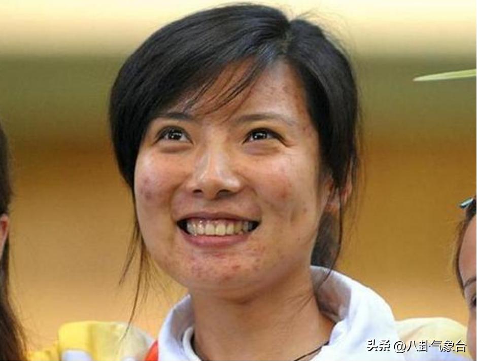 奥运冠军杜丽：嫁小4岁师弟，退役7年后，她如今有改些改变