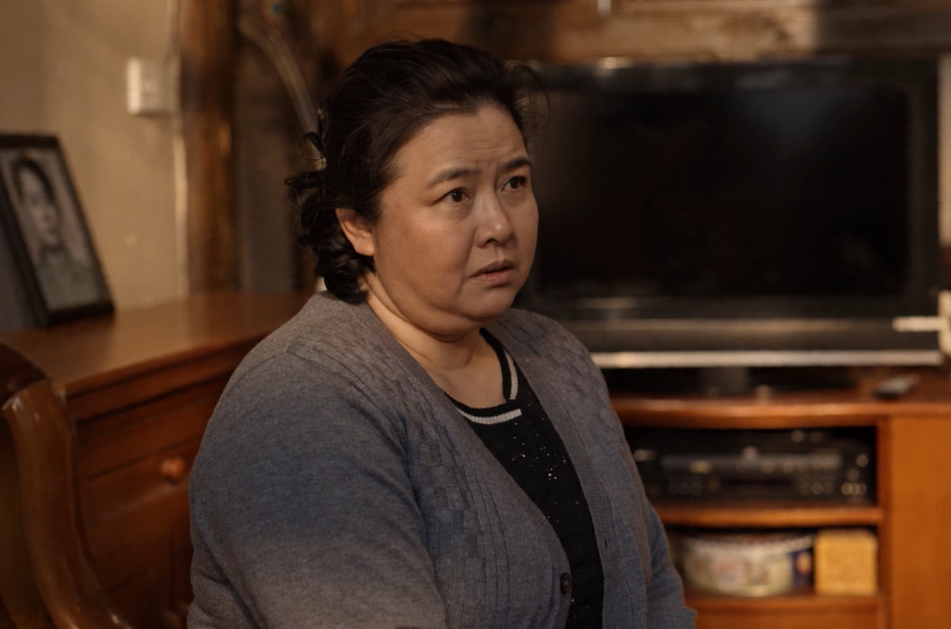 看了王澜的造型,才发现:中年女人自然,富态比起强扮嫩更美