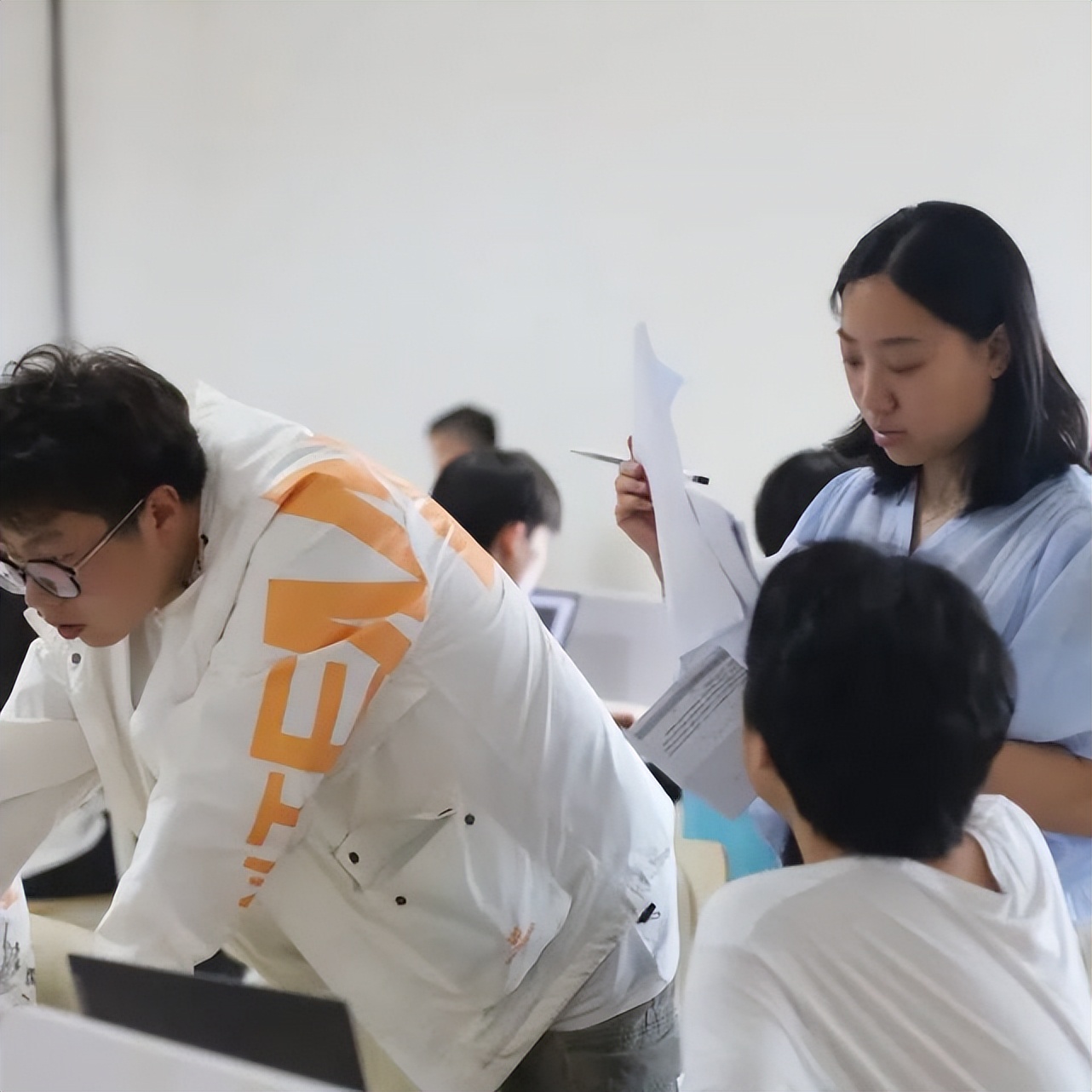 企业来校“抢招”人才，硅谷学子足不出校就可拿到心仪offer