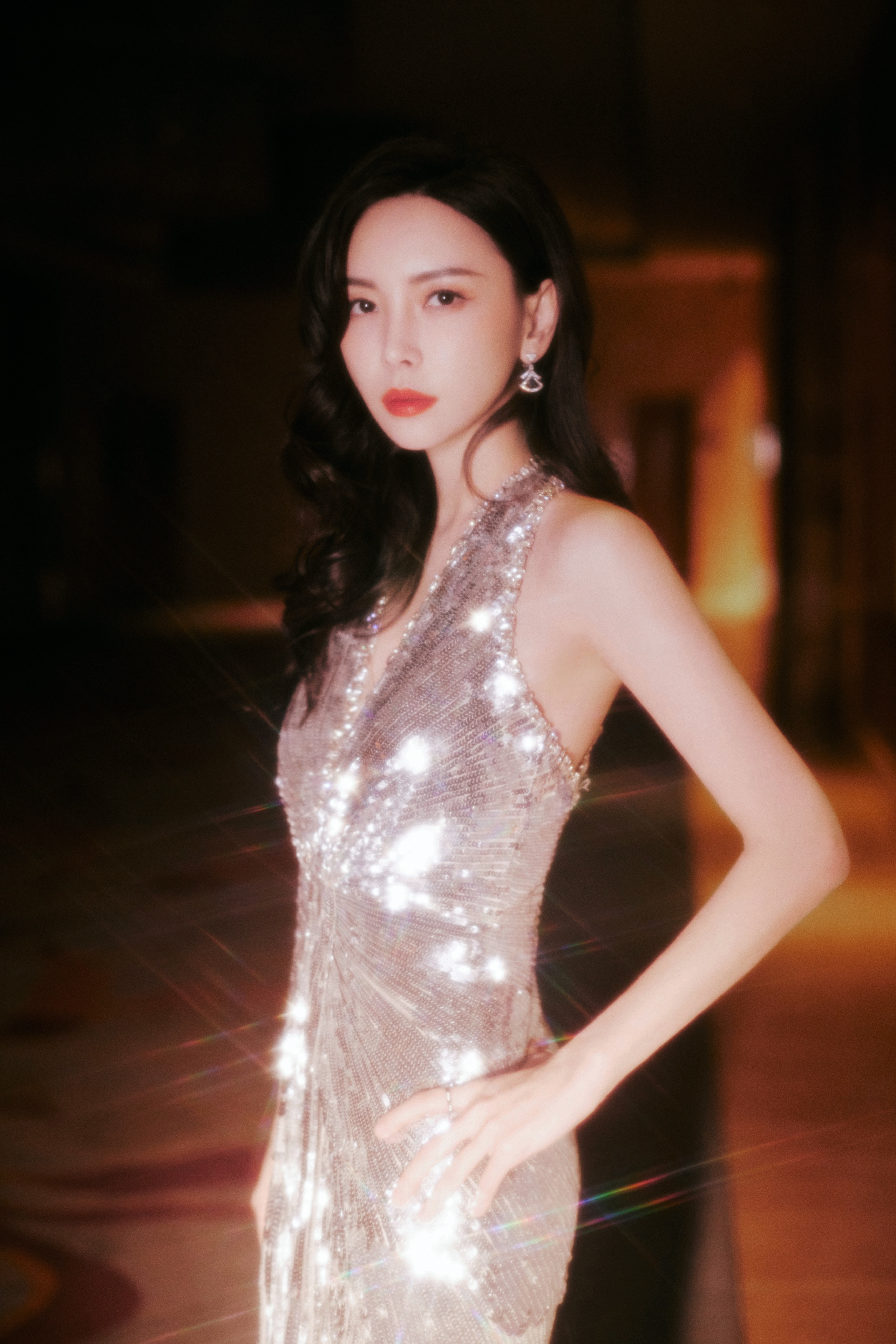 国剧盛典女星造型:于文文最性感,关晓彤最高贵,秦岚最娇媚