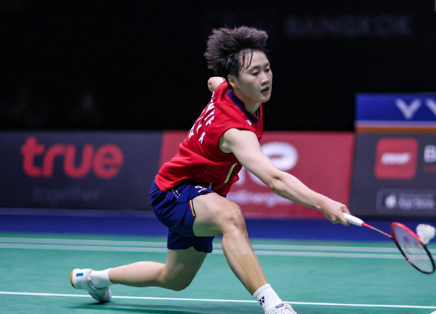 羽毛球无与伦比什么意思(无与伦比的决赛,尤伯杯陈雨菲对安洗莹,跌落