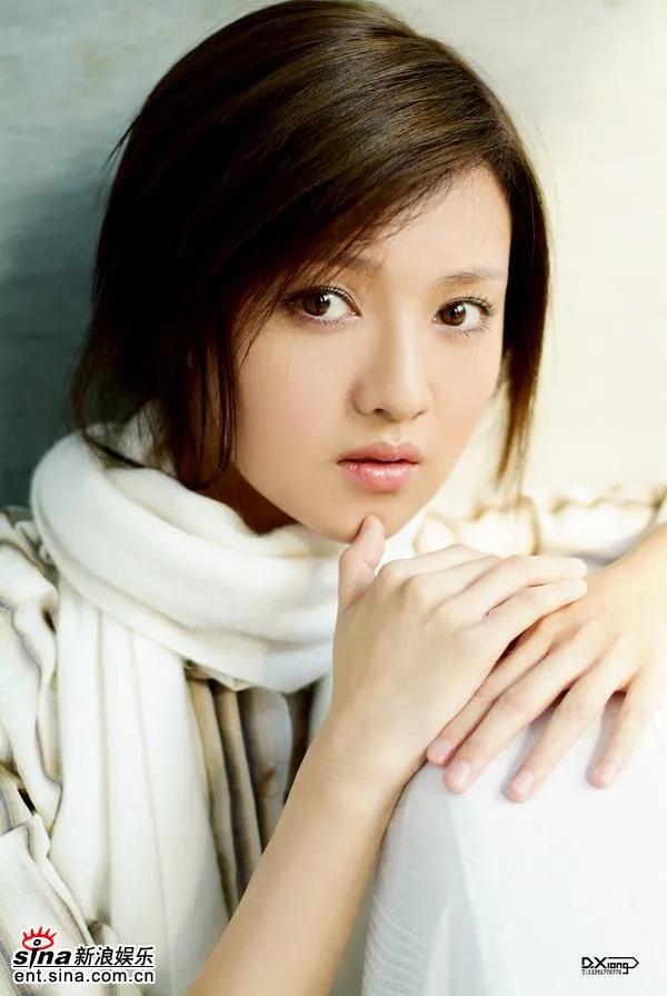 傅晶:岁月静好,皱纹不肯光顾她的脸