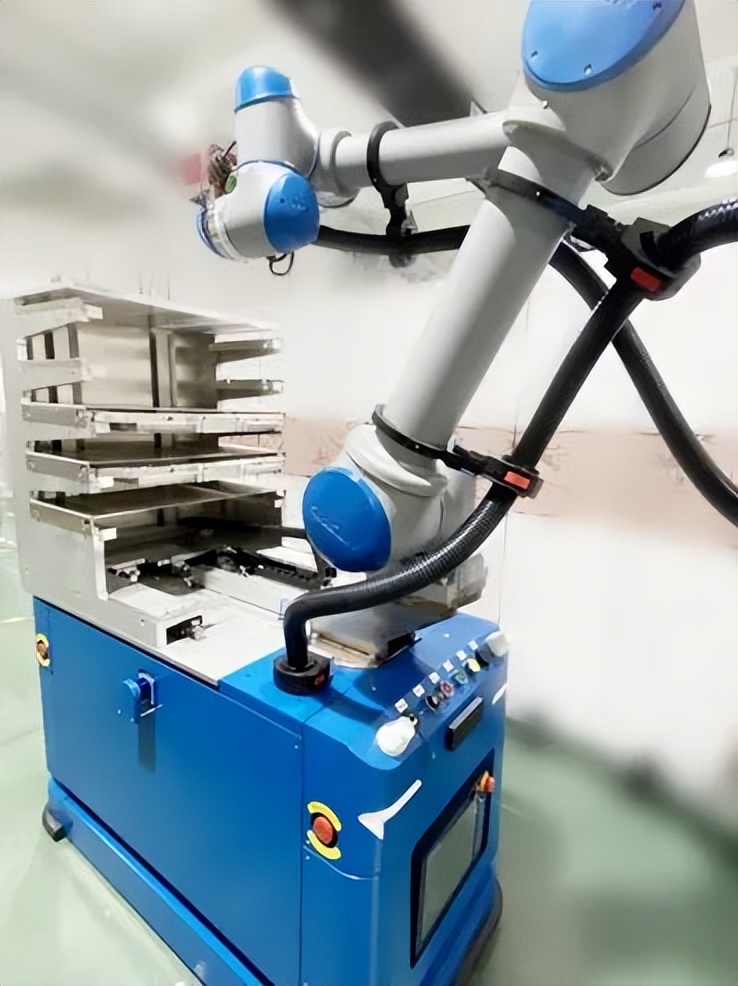 「案例」多可®️复合机器人开创光伏丝网印刷产线无人化应用先河