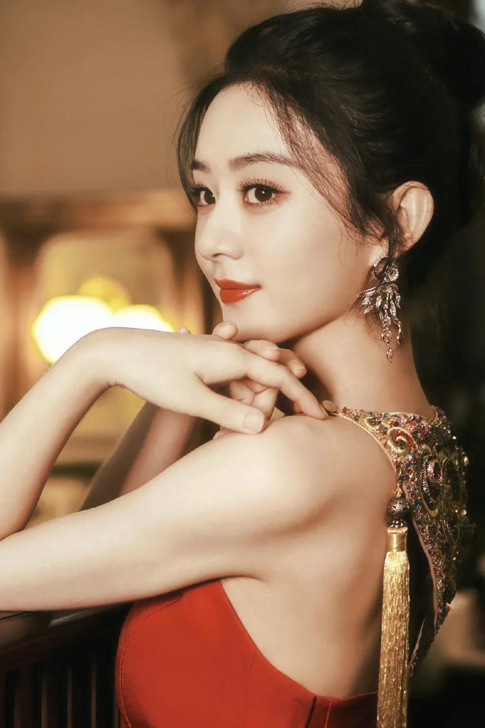 美图分享｜春风绕过发梢红纱｜赵丽颖