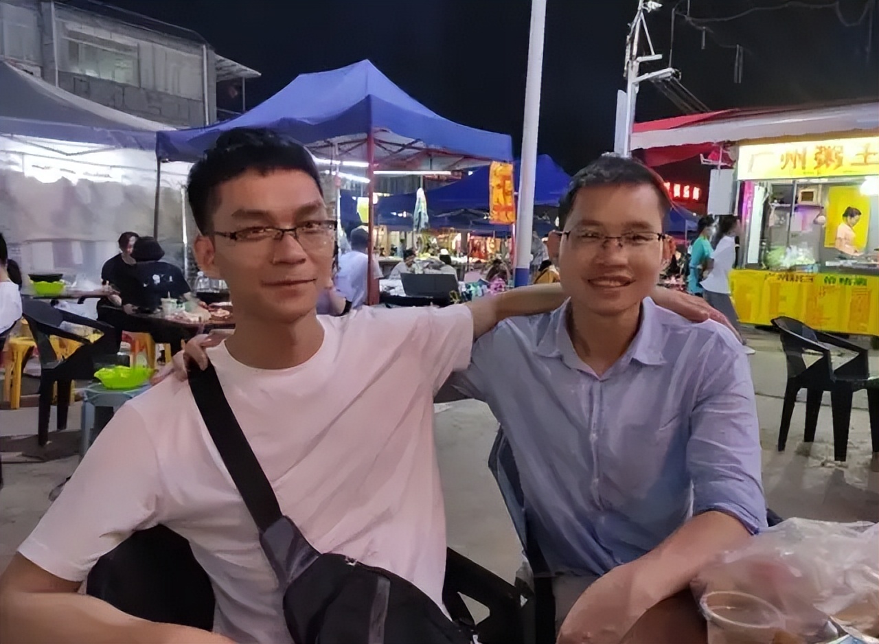 13次高考只为圆梦清华，33岁的高考“钉子户”唐尚珺：没有后悔路