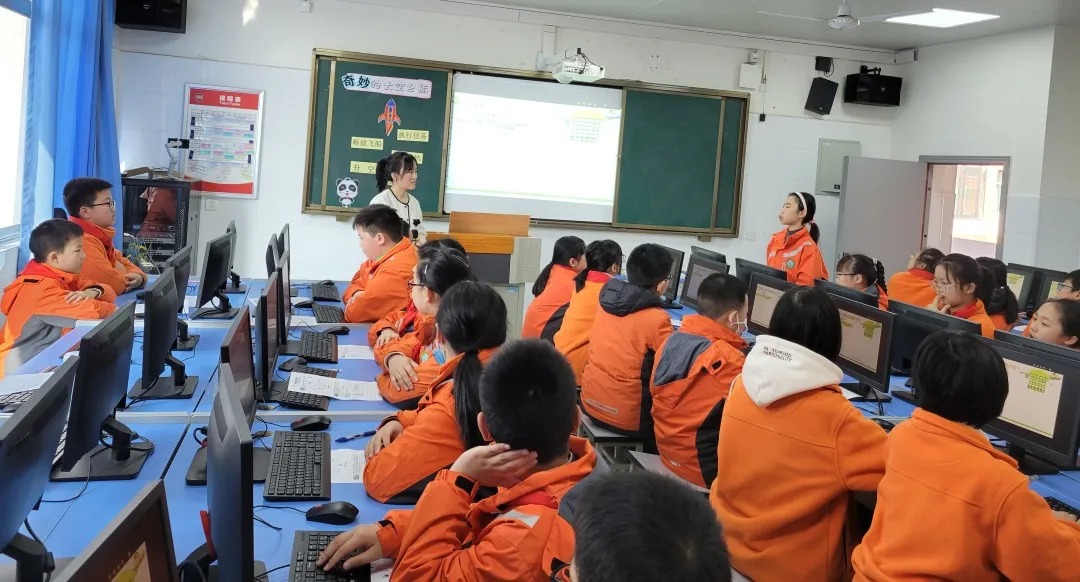 喜讯！双流中学实验学校五位教师参加教学比武喜获一等奖