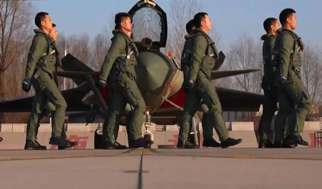 �����ع��Ӵ�ļ�-20����Ա���飬�й���Ҫ���ټ�-20��