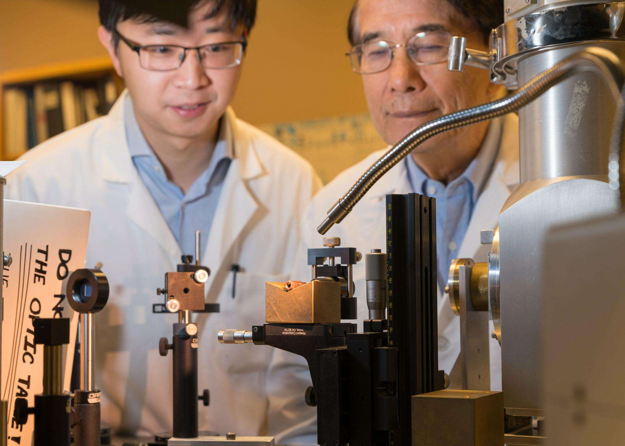 08年中国科学家打败日本,创造铁基超导世界纪录,美国博士都酸了