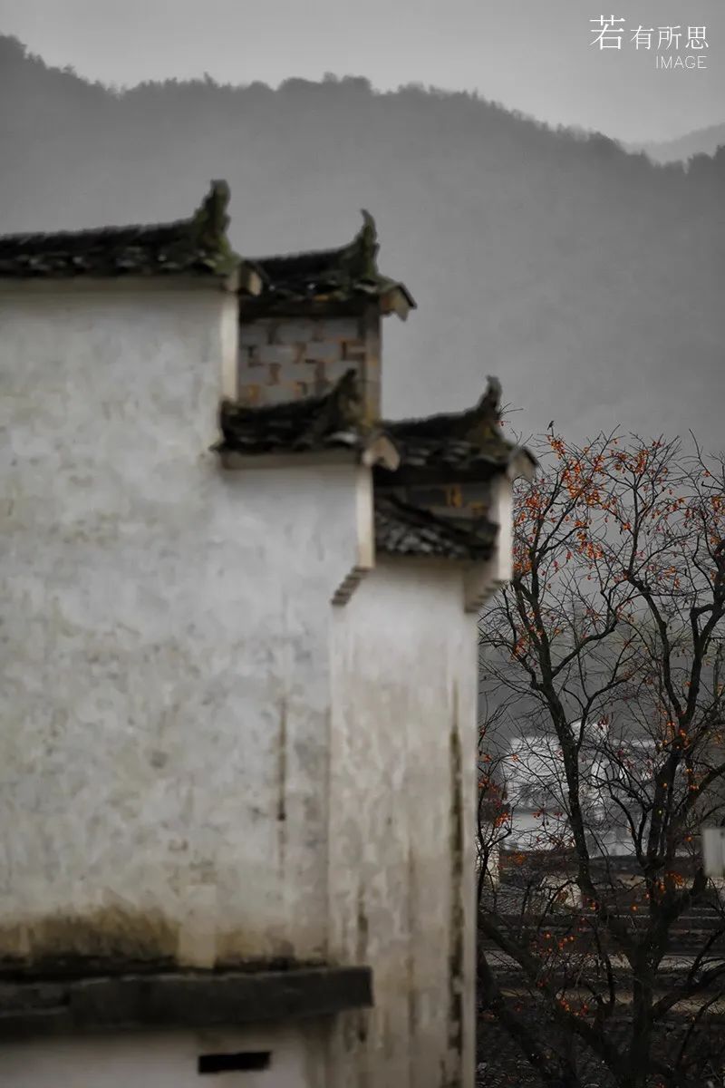 安徽旅行，是总要去一次宏村的！雨中宏村，才是你的梦里江南