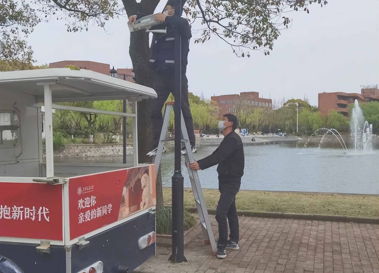逆袭之路：考研奋斗者用汗水书写辉煌未来