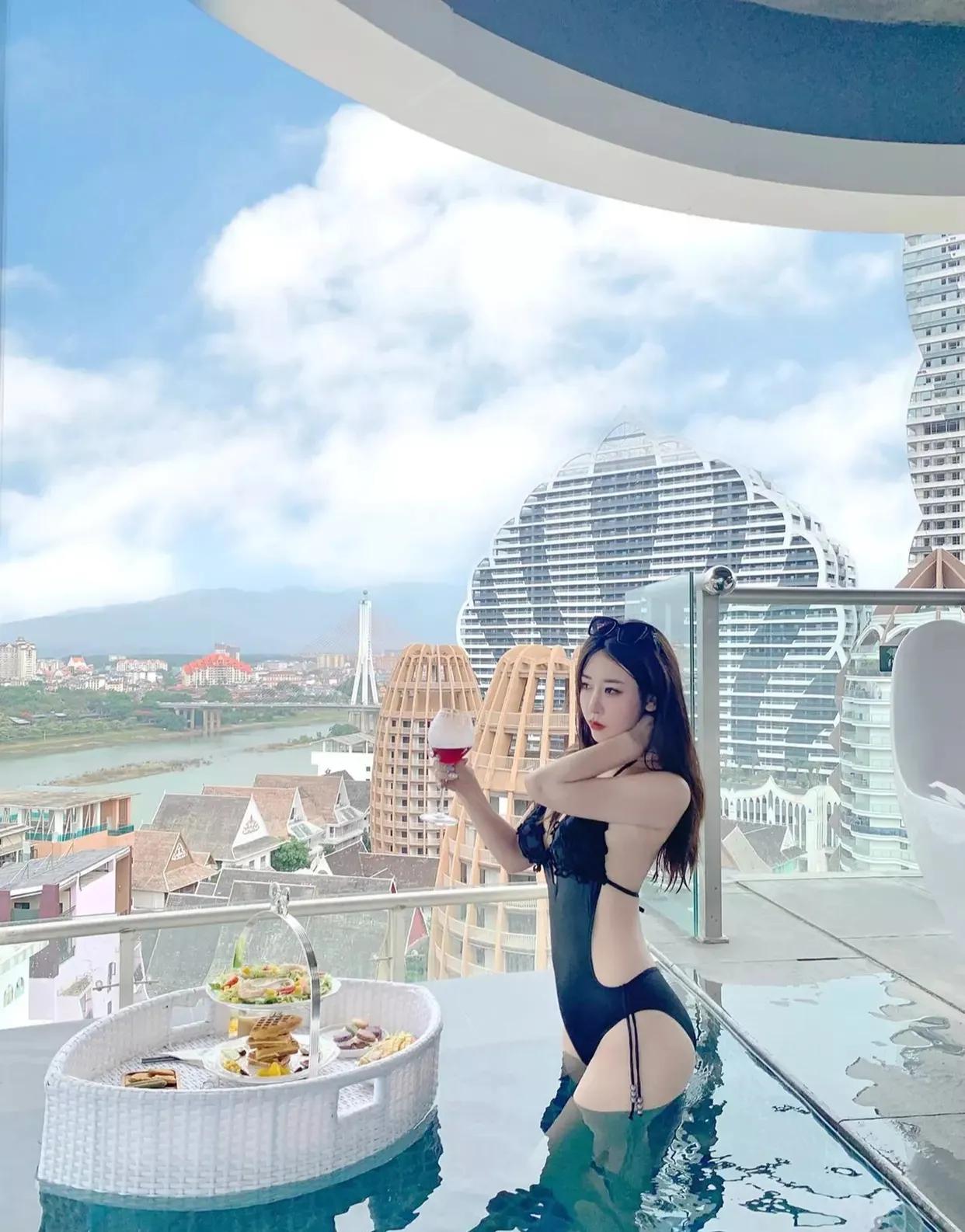 动人心弦的美女模特，让你肾上腺飙升