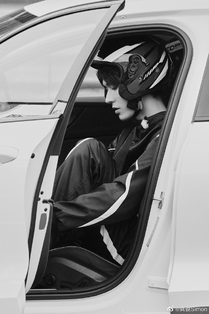 7.17美图：秦岚 任豪 肖战 檀健次 罗云熙 龚俊 张予曦 唐嫣 李易峰 王俊凯