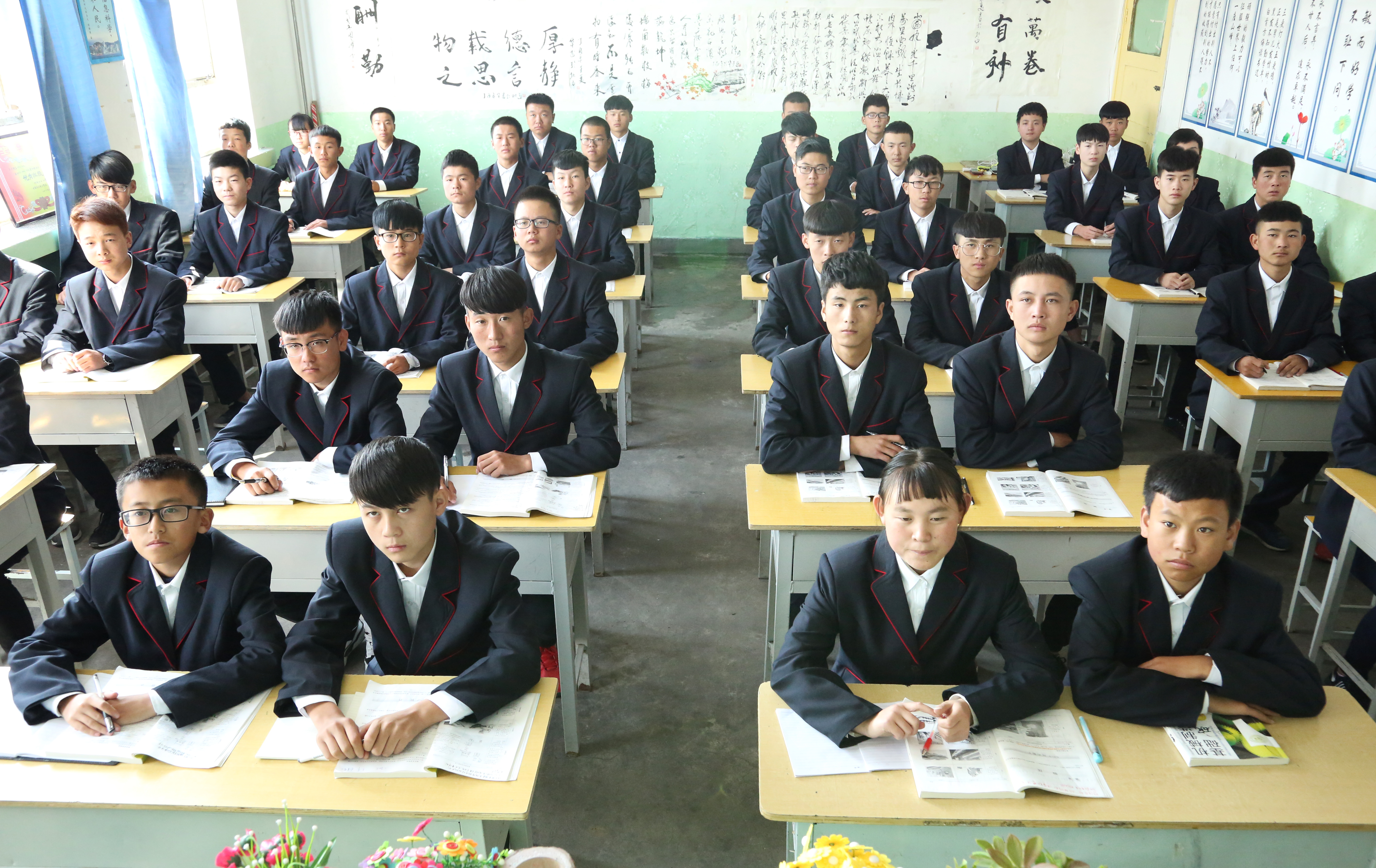 初中毕业孩子不想上学，家长该怎么办？