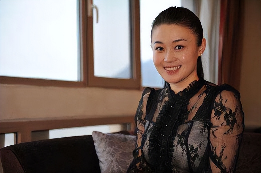 第二十二条婚规2关婷娜("污言秽语"成了唯一标签,关婷娜的遭遇,是娱乐