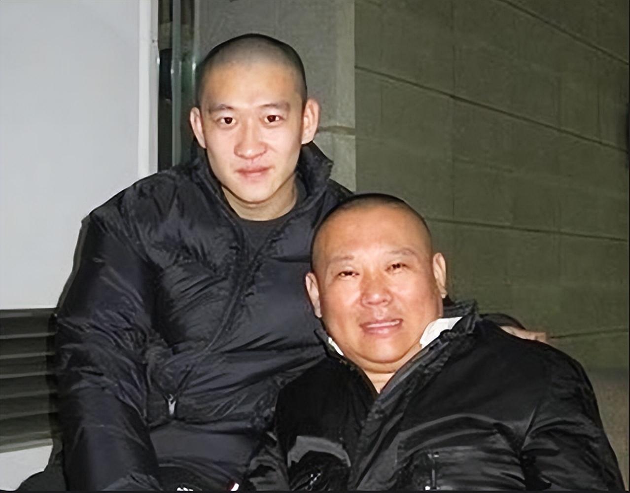 说起曹云金,很多人都会想到他和郭德纲的个人恩怨,甚至认为他的6000字